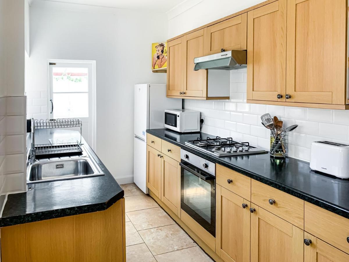 Waverley Lodge - Quaint Victorian Home With Free Parking York Eksteriør bilde