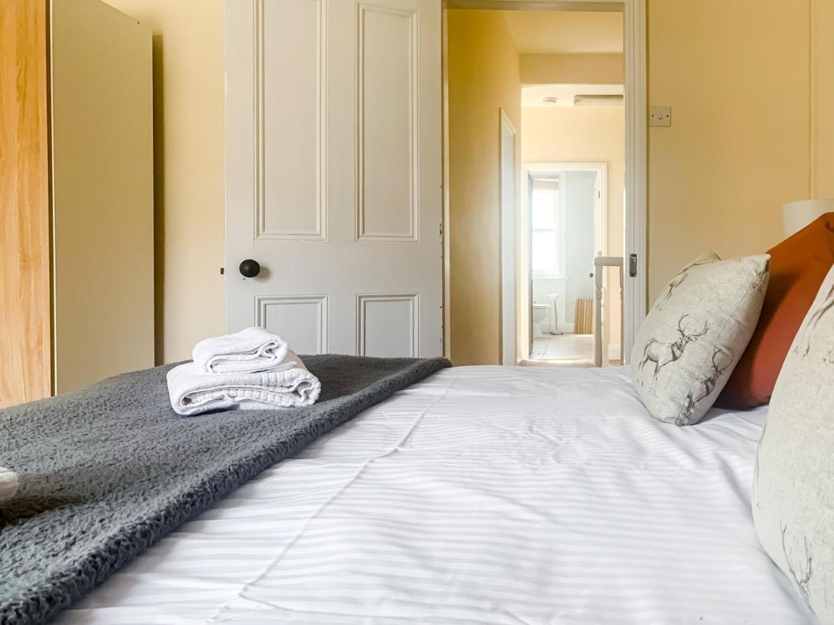 Waverley Lodge - Quaint Victorian Home With Free Parking York Eksteriør bilde