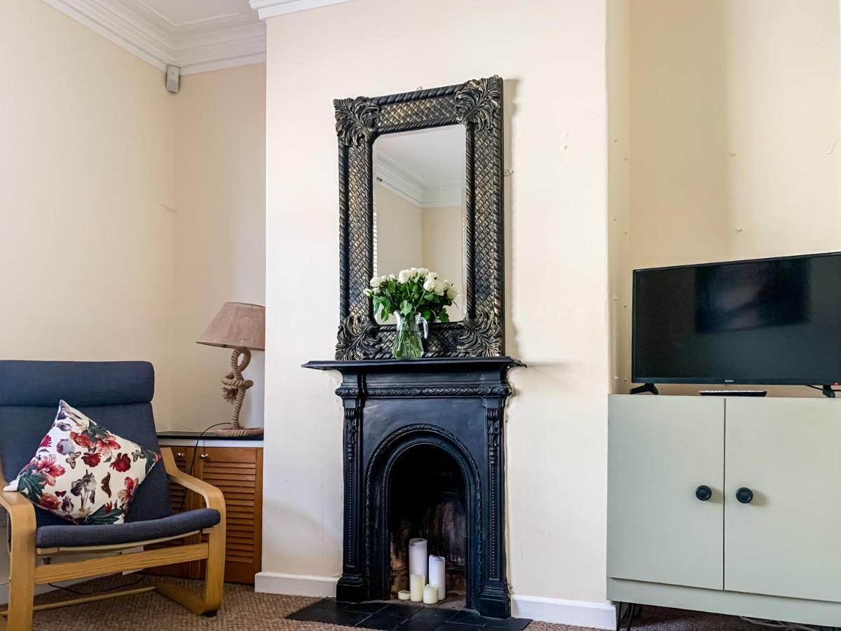 Waverley Lodge - Quaint Victorian Home With Free Parking York Eksteriør bilde