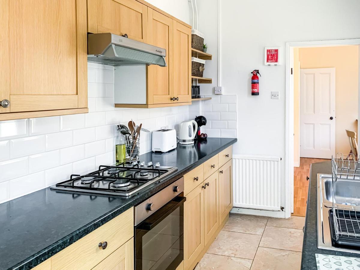 Waverley Lodge - Quaint Victorian Home With Free Parking York Eksteriør bilde