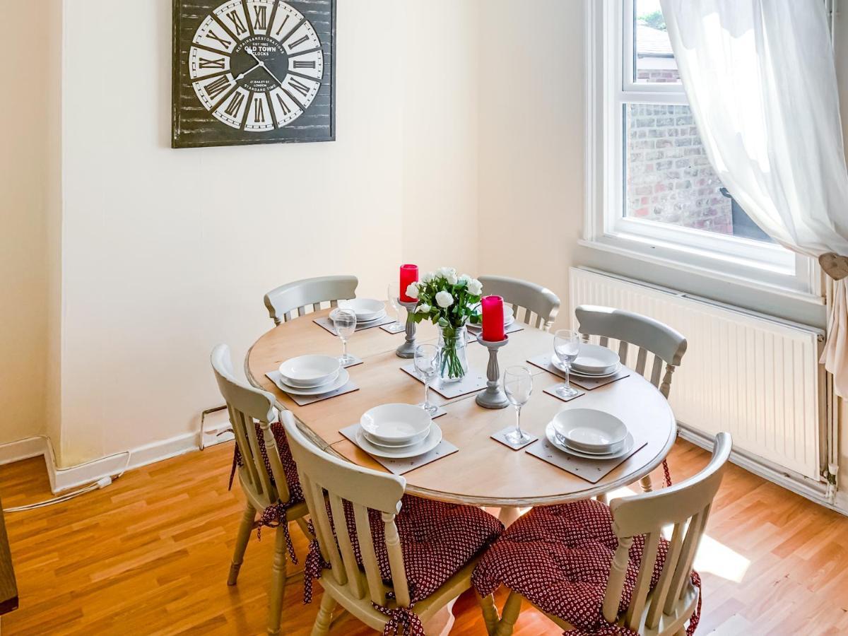 Waverley Lodge - Quaint Victorian Home With Free Parking York Eksteriør bilde